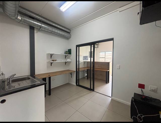 363M² WAREHOUSE TO LET IN FIRGROVE